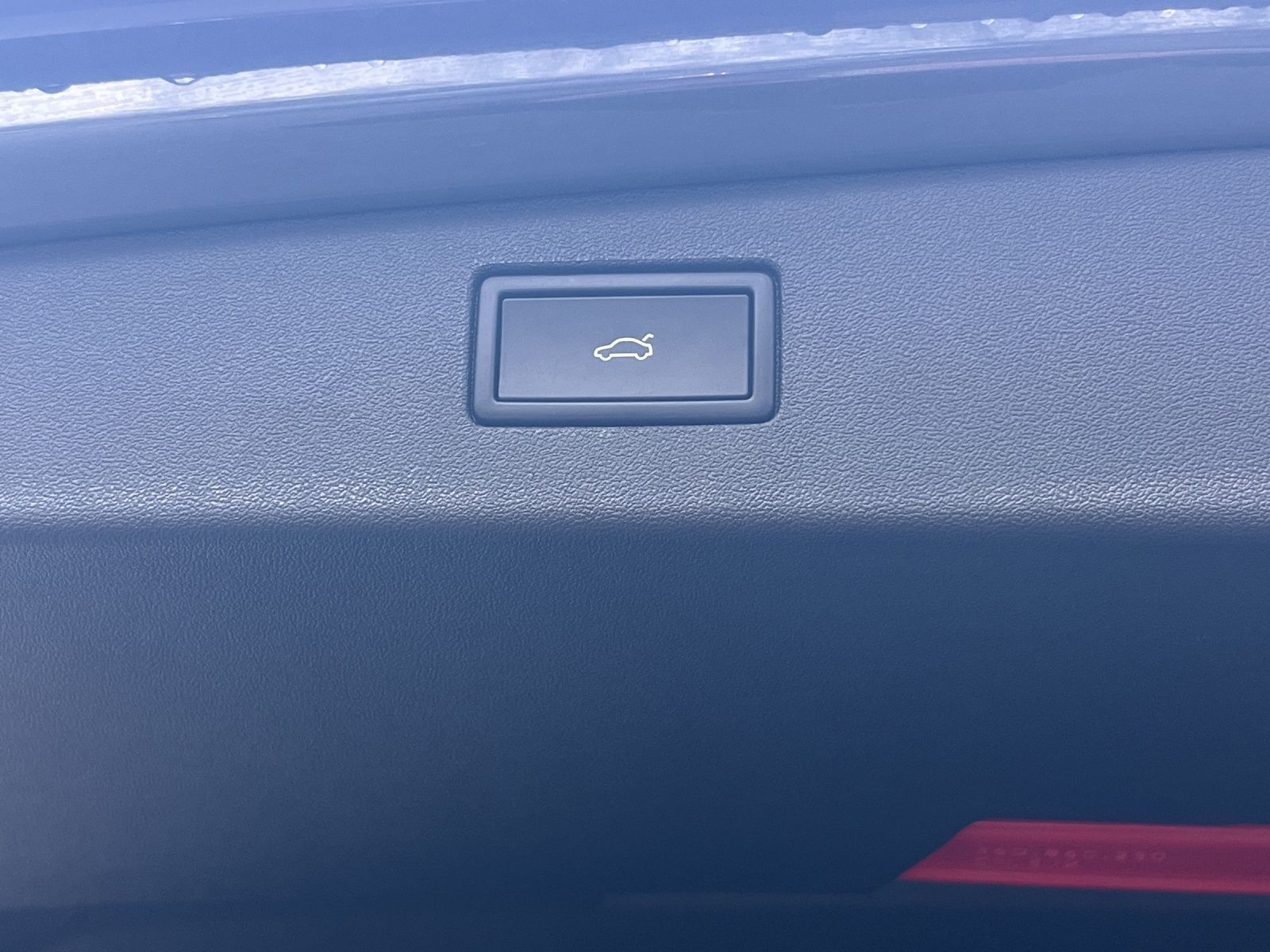 Tiguan R-Line 2.0 TDI DSG 4M AHK*Navi**Pano*Blac