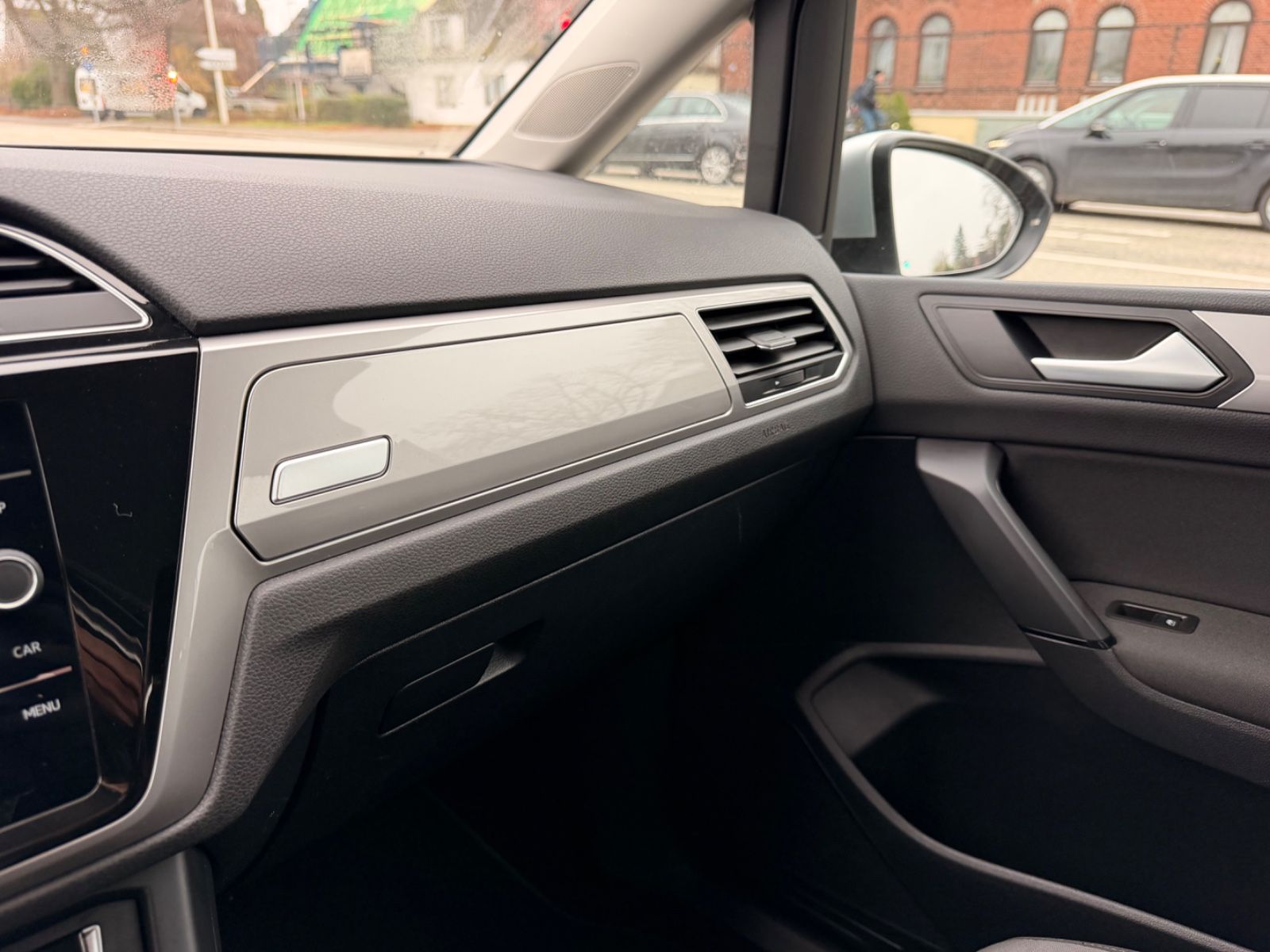 Touran Trendline *7-Sitze*Tempomat*ParkPilot*