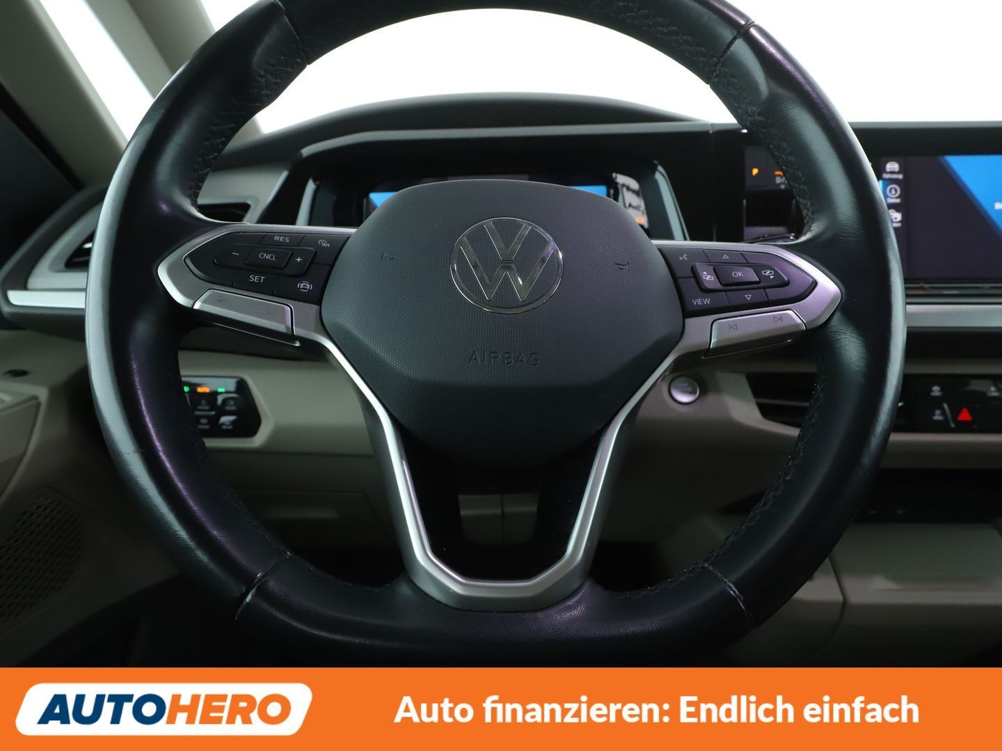 Volkswagen T7 Multivan 1.5 TSI Life Aut. NAVI LED TEMPO foto 19
