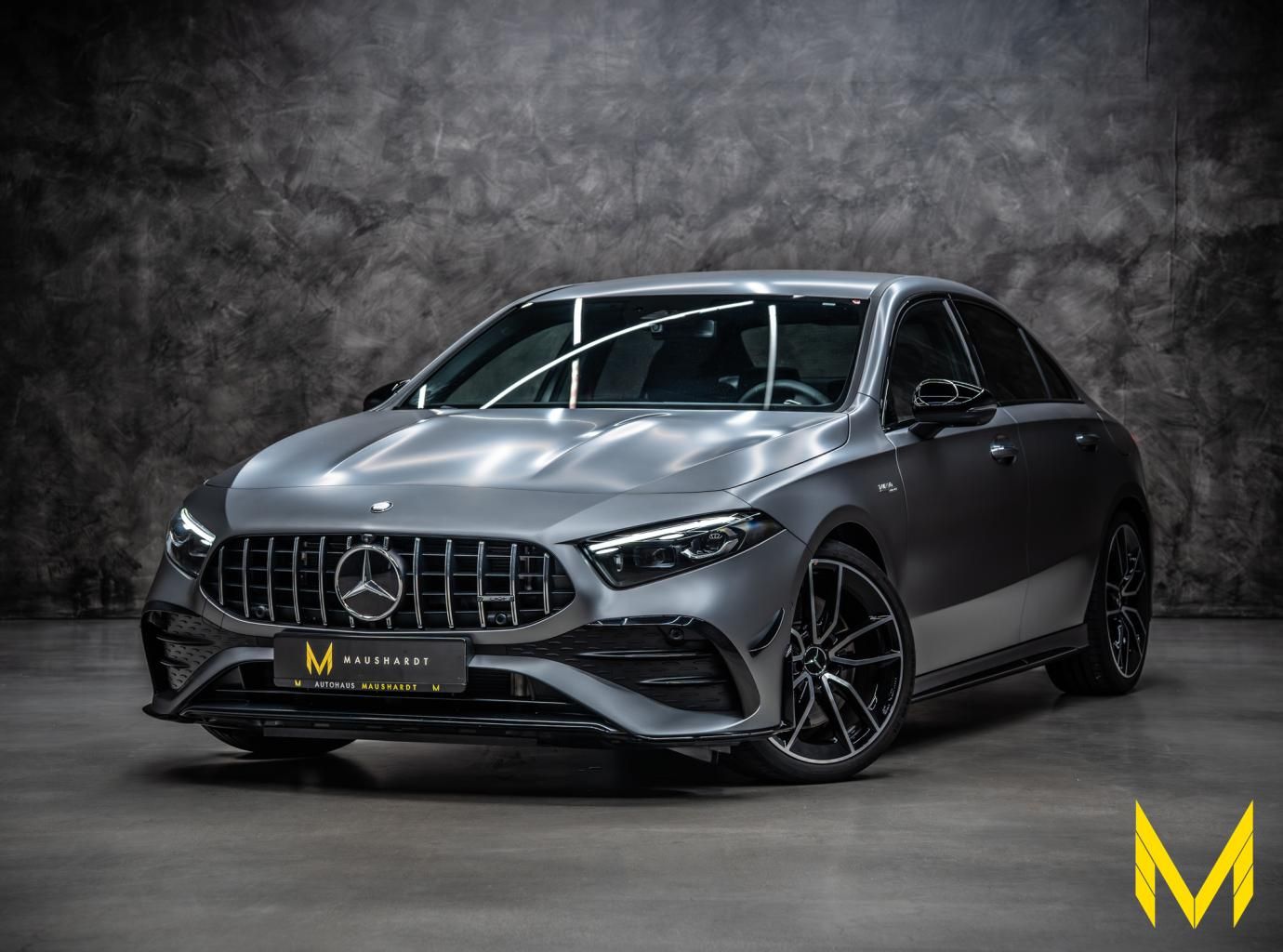 MERCEDES-BENZ A 35 AMG 4M LIM|ADV+|MAGNO|AERO|NIGHT|LM19Z|DIS+