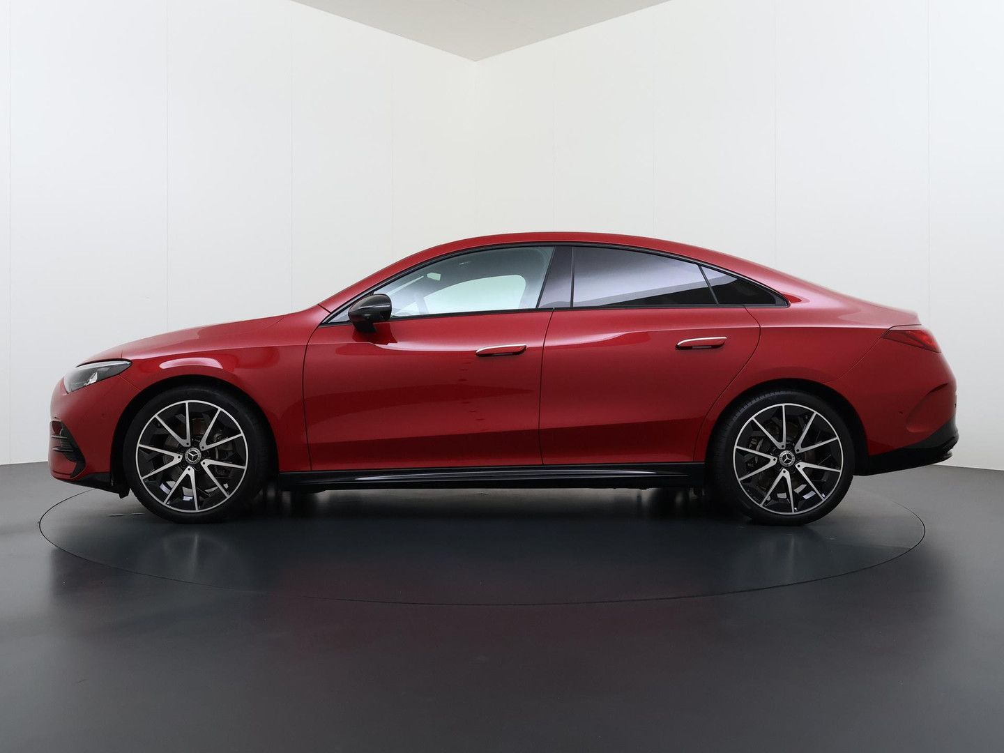 Mercedes-Benz CLA 250 250+ Launch Edition 85.5 kWh | AHK Wegkl imagem 3