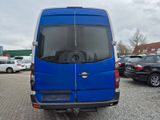 Volkswagen Crafter Kasten 35 mittel L2H2 Hochdach - mit TÜV bei mobile.de gebraucht kaufen