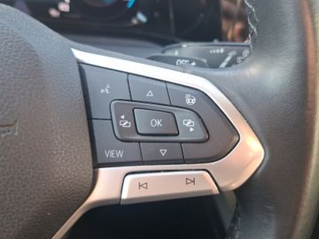 Volkswagen Golf VIII 1.4 Style KeyLess+LED+Massage+Navi+SHZ