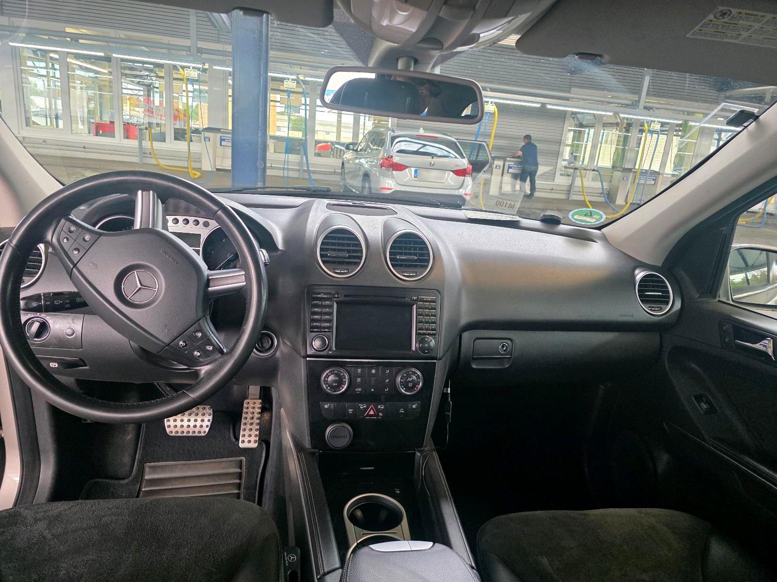 Mercedes-Benz ML280 2006 — photo 13