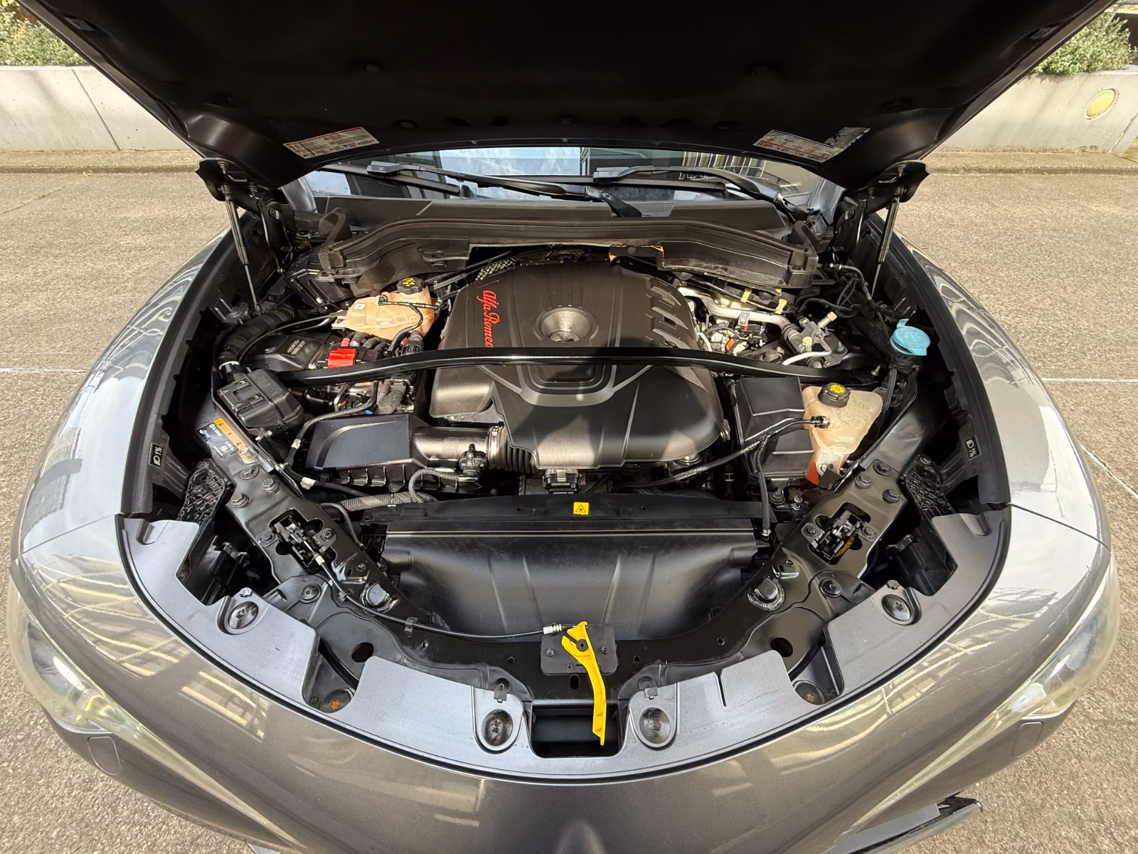 ALFA ROMEO STELVIO 2.2 DIESEL Q4 209ch SUPER - INTÉRIEUR CUIR - GPS - CAMÉRA - SIÈGES CHAUFFANTS ÉLECTRIQUES