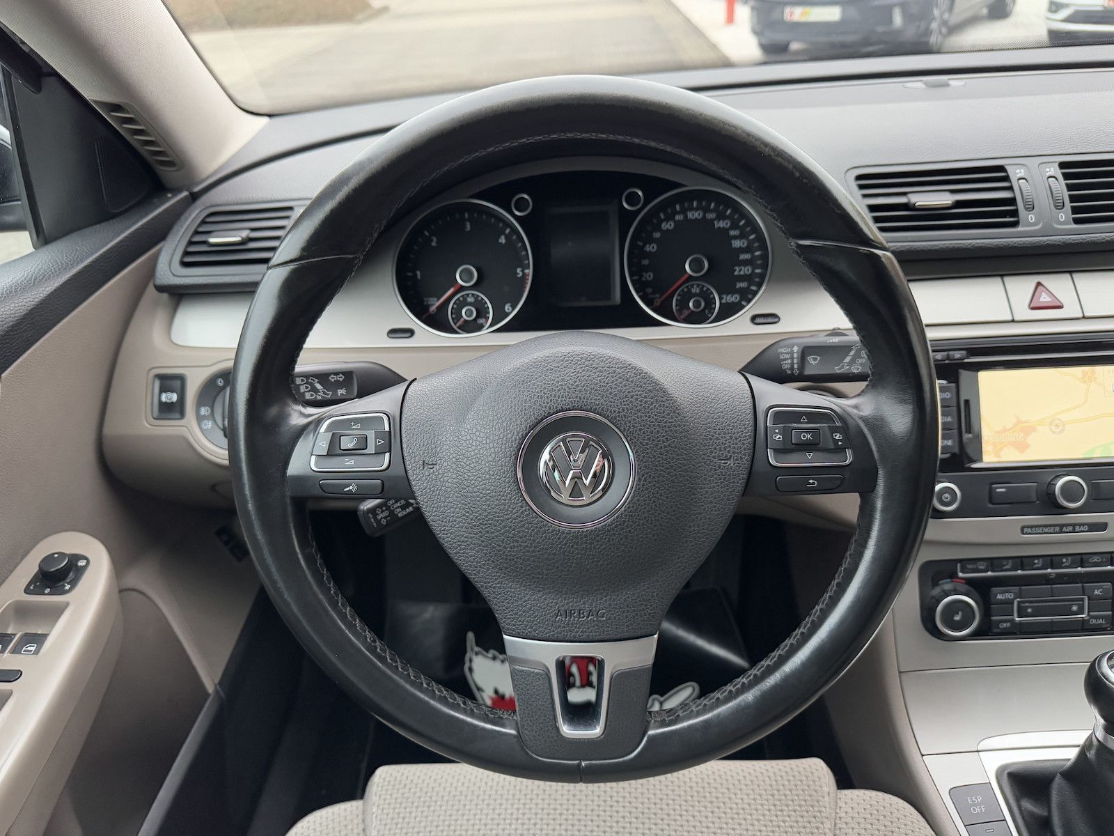 Fahrzeugabbildung Volkswagen Passat Variant 2.0 TDI 170 PS/Xenon/Navi/Ahk