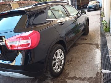 Mercedes GLA 220 - 4