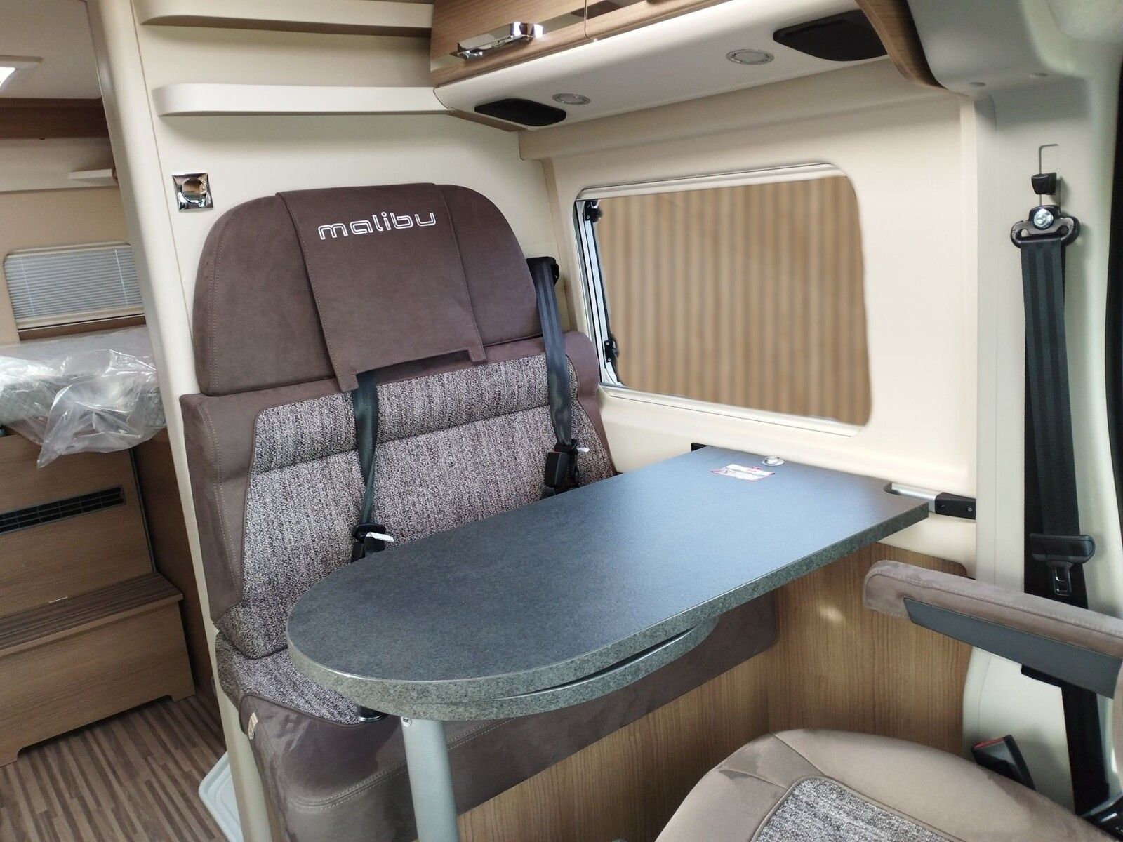 Fahrzeugabbildung Malibu Van compact 600 LE Klimaautomatik, Radio DAB,