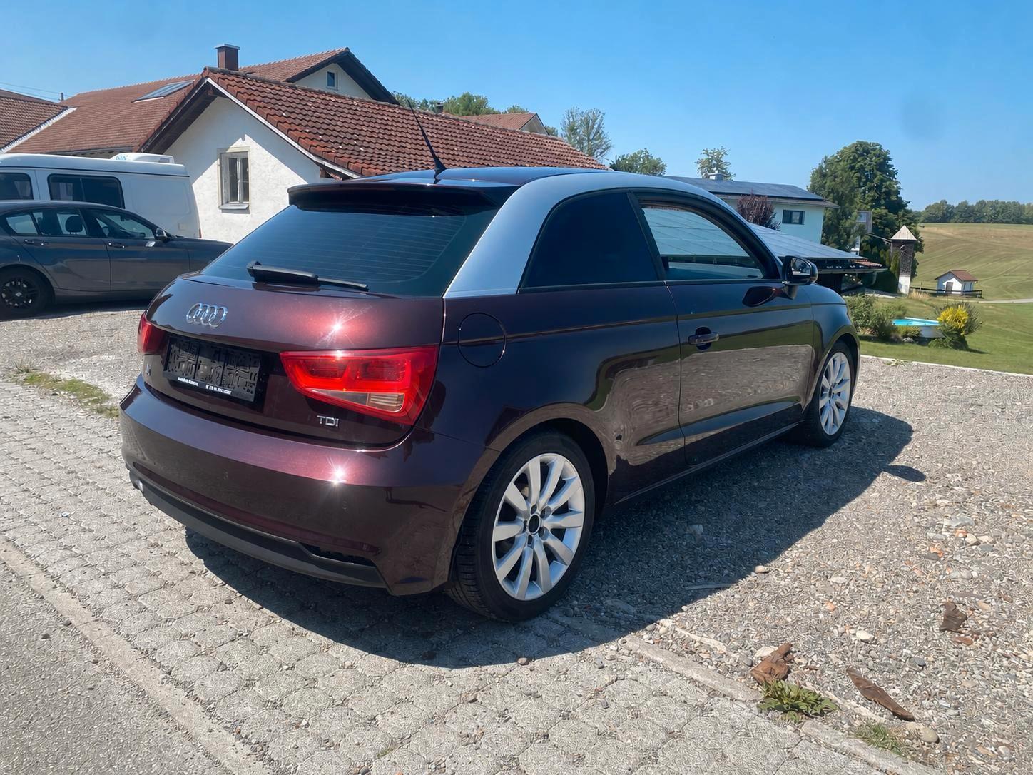 Audi A1 2011 — photo 5