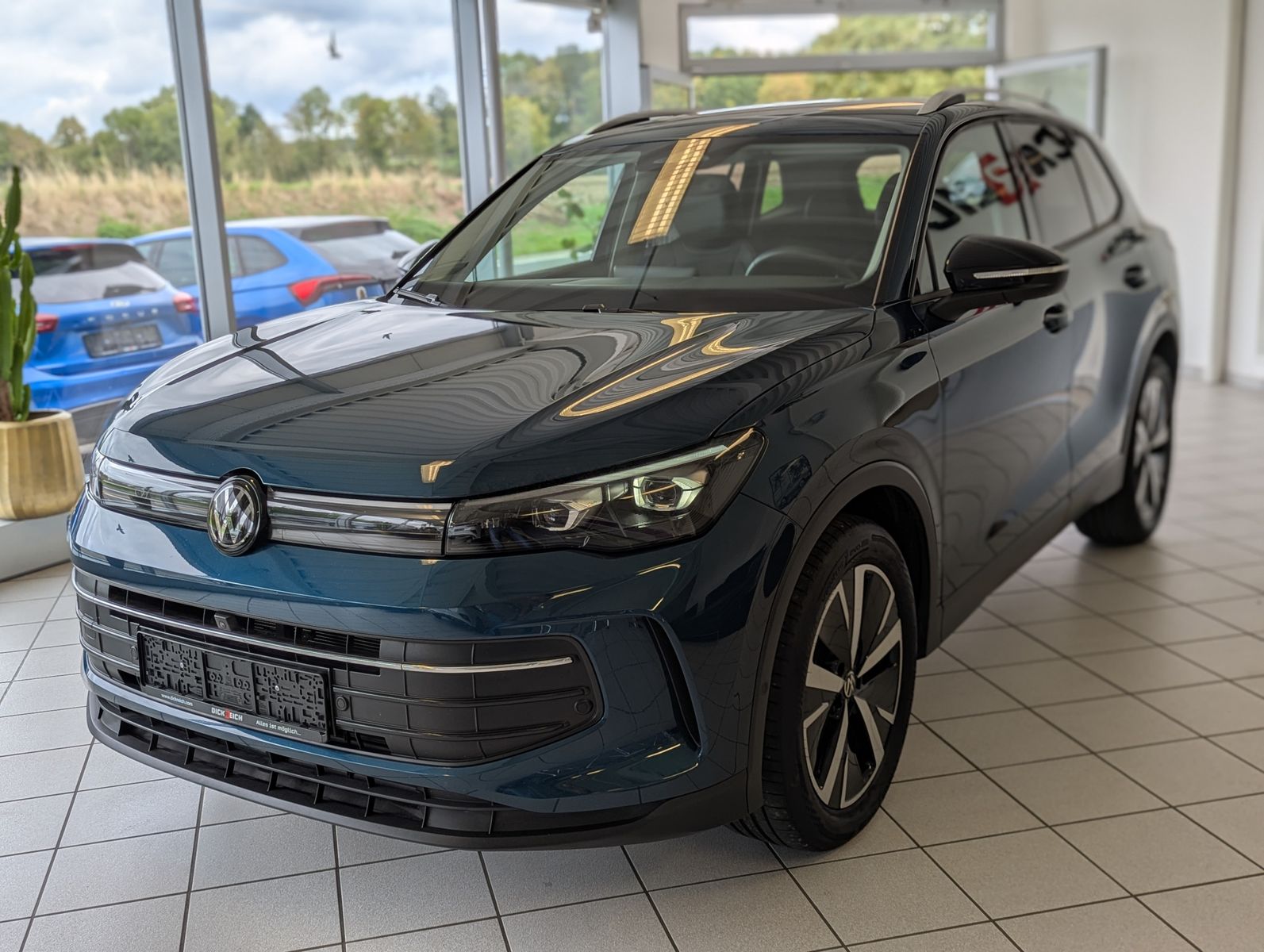 Volkswagen Tiguan 1.5 eTSI ENERGY HD-Matrix 360 AHK 19 foto 3