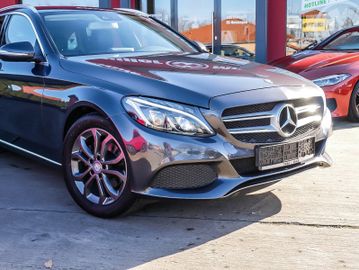 Fahrzeugabbildung Mercedes-Benz C 180 T 7G-TRONIC Avantgarde LED COMAND PARKASSI