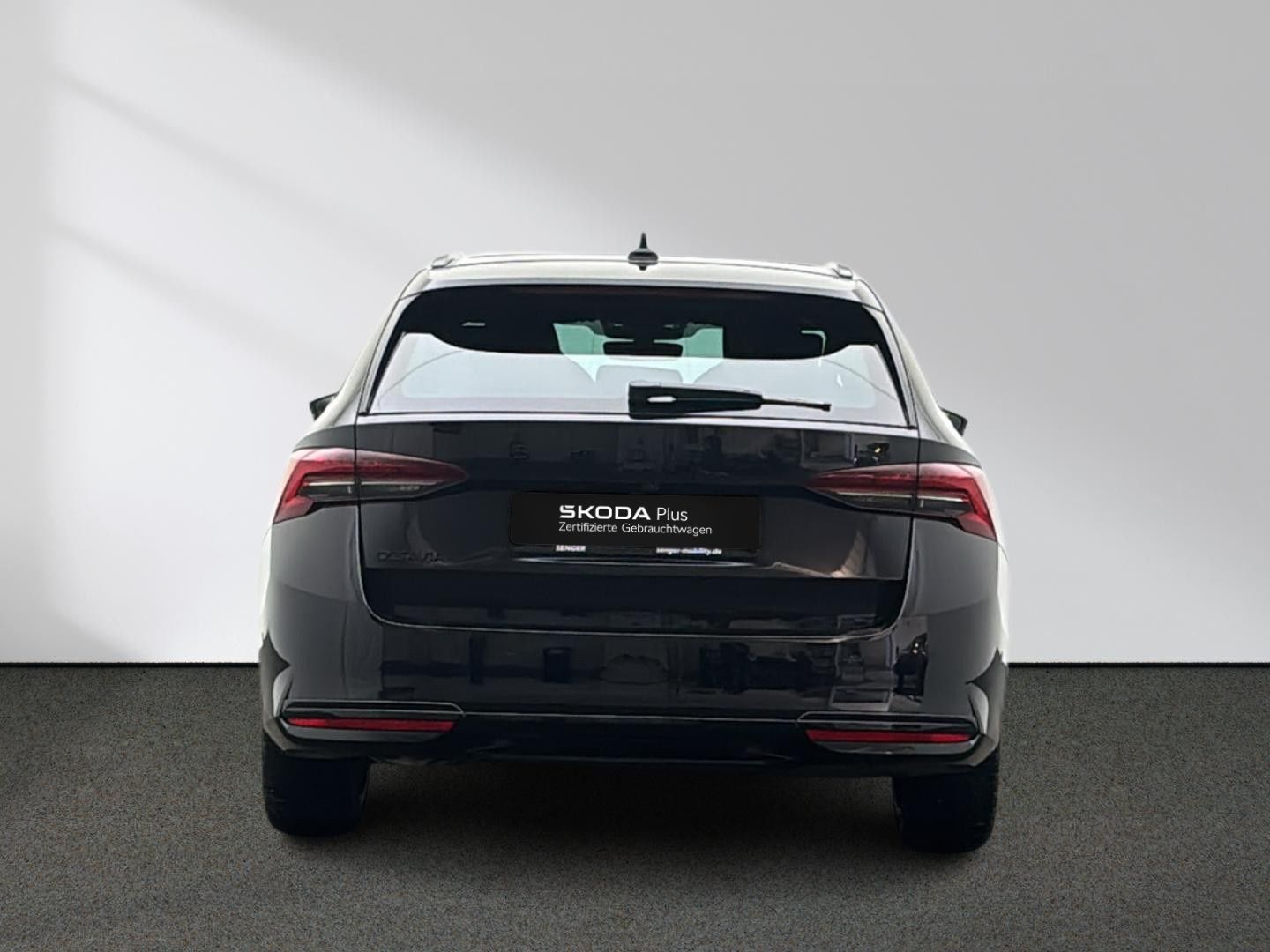 Skoda Octavia Combi Sportline 2.0 TDI DSG Pano ACC HUD foto 5