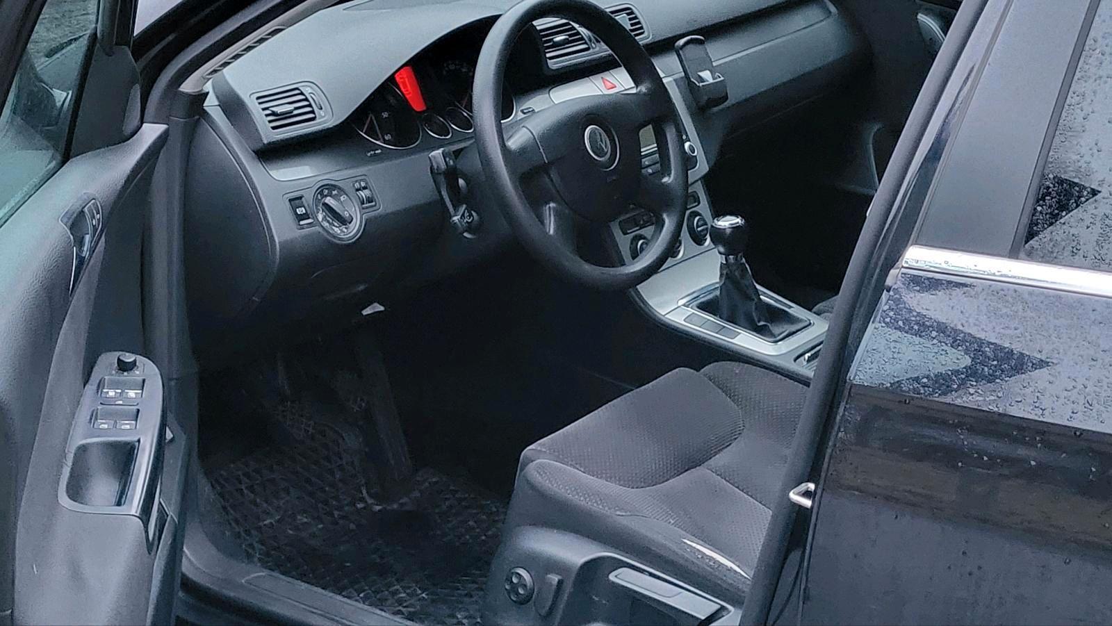 Volkswagen Passat 2005 — photo 6