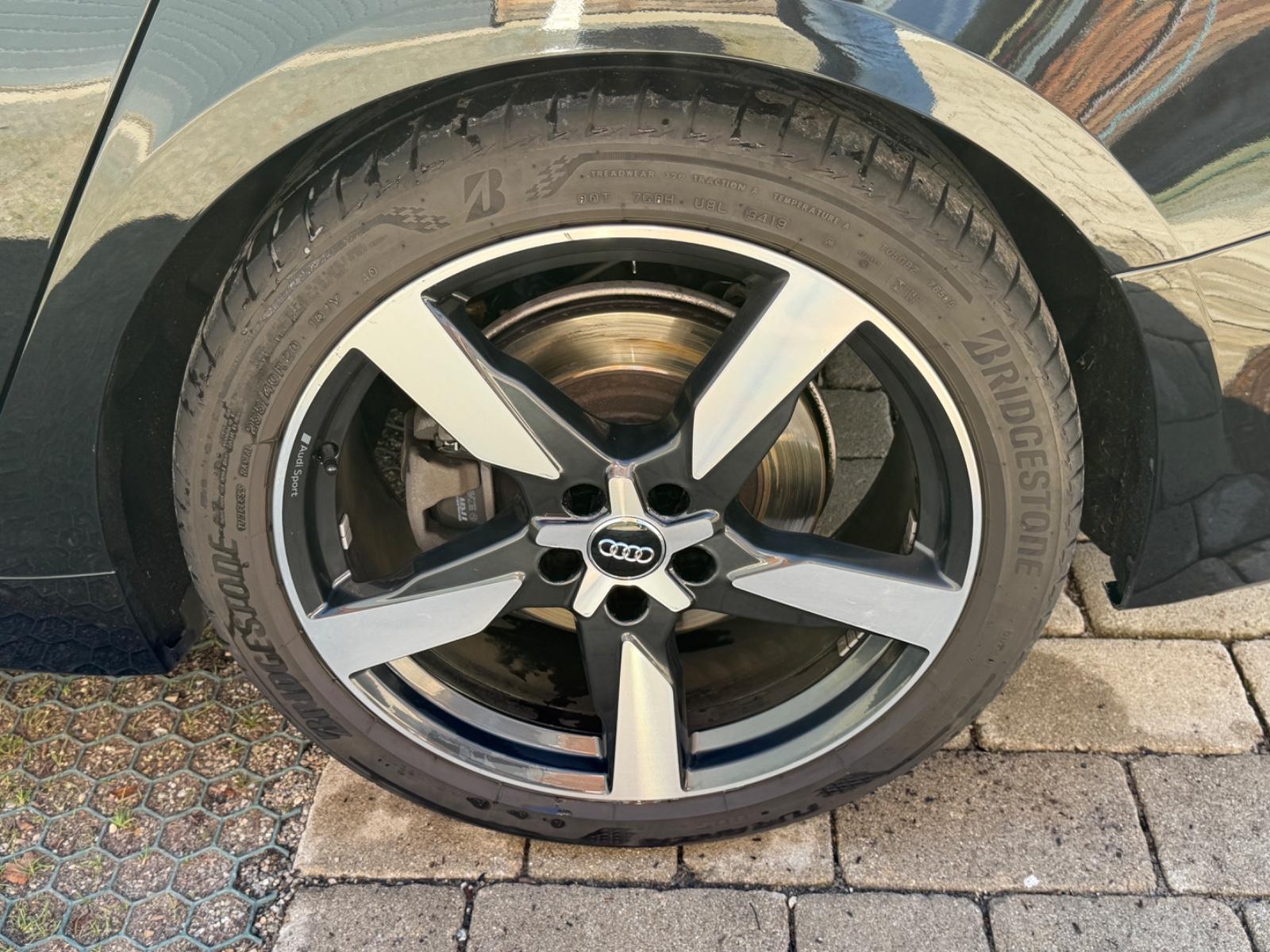 Audi A6 Lim. 50 TDI quattro sport,AHK,PANO,19%