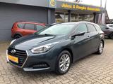 Hyundai i40 cw blue Trend 1,7 CRDI /AHK/ ALLWETTERREIFEN - Hyundai i40 mit Anhängerkupplung
