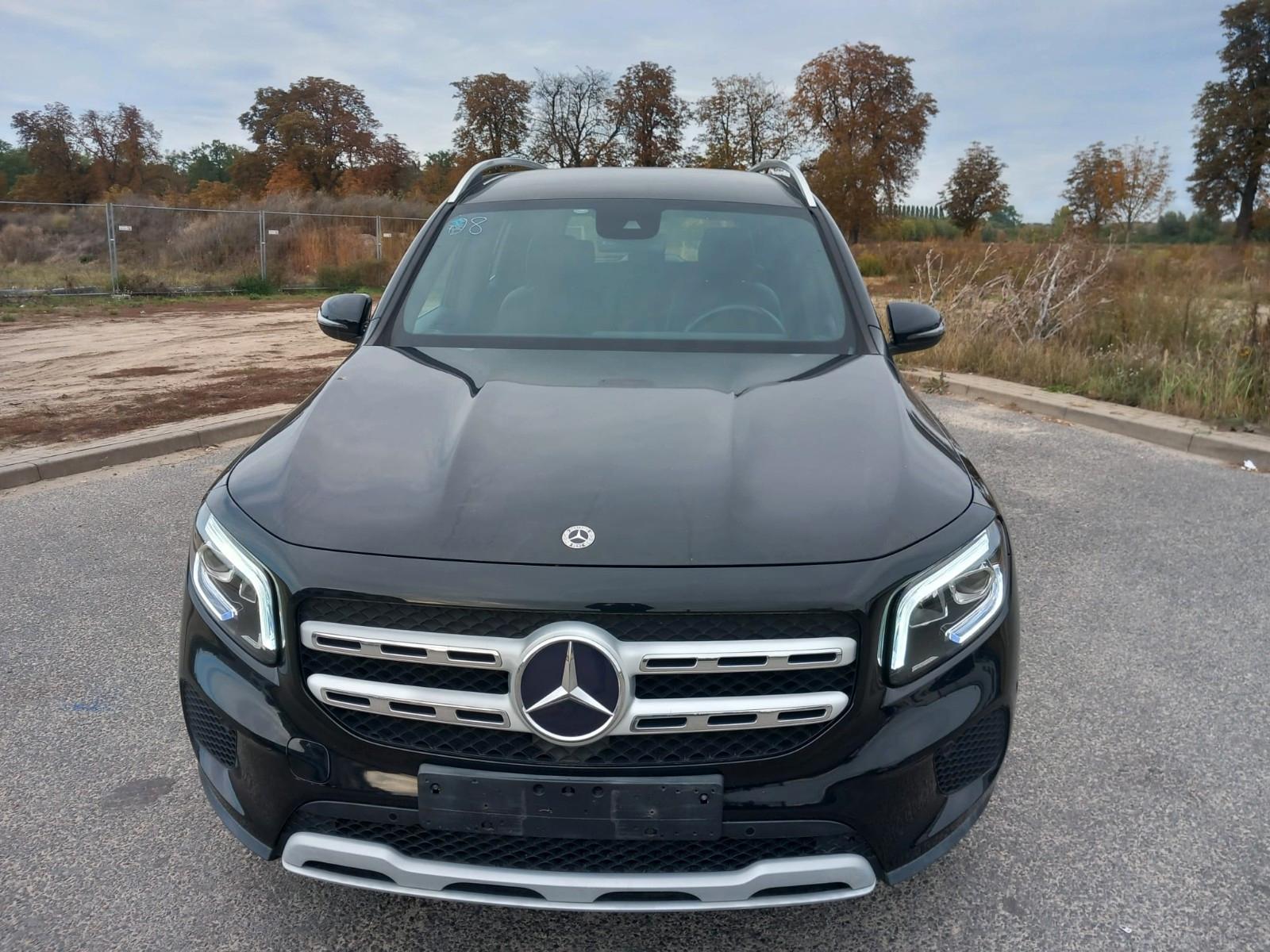 Mercedes-Benz GLB 200