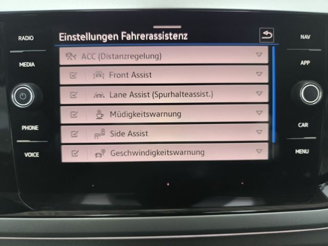 Fahrzeugabbildung Volkswagen Taigo 1.0 TSI DSG Goal LED NAVI RÜCKKAM PARKLENK