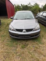 Mitsubishi Lancer 1.6 Invite , kann abgeholt werden  - graue Mitsubishi Lancer