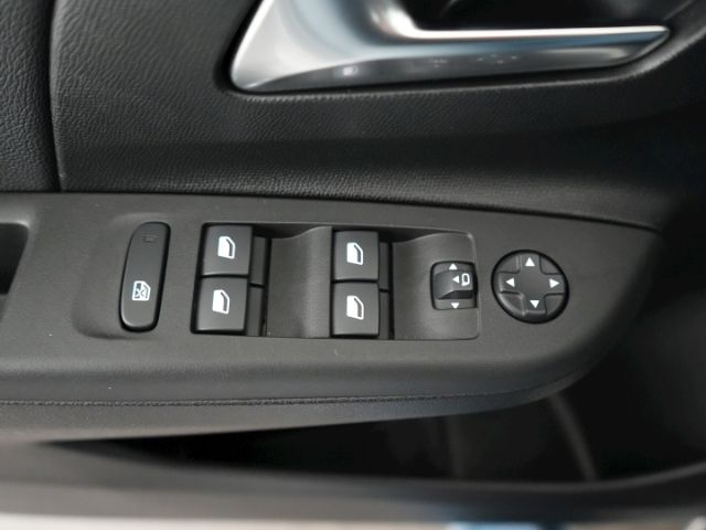 Corsa F FACELIFT GS+LED MATRIX+RÜCKFAHRKAMERA+SI