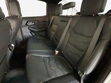 Fotografie 14 des Isuzu D-MAX DC 1.9 V-CROSS*Navi*Leder*Sofortf*