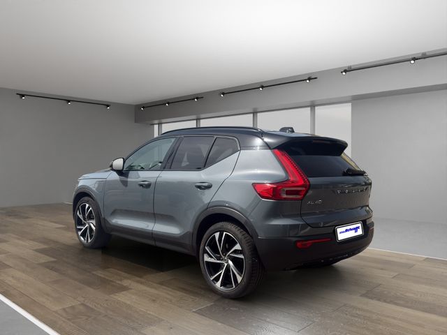 Volvo XC40 R Design Recharge Plug-In Hybrid 2WD