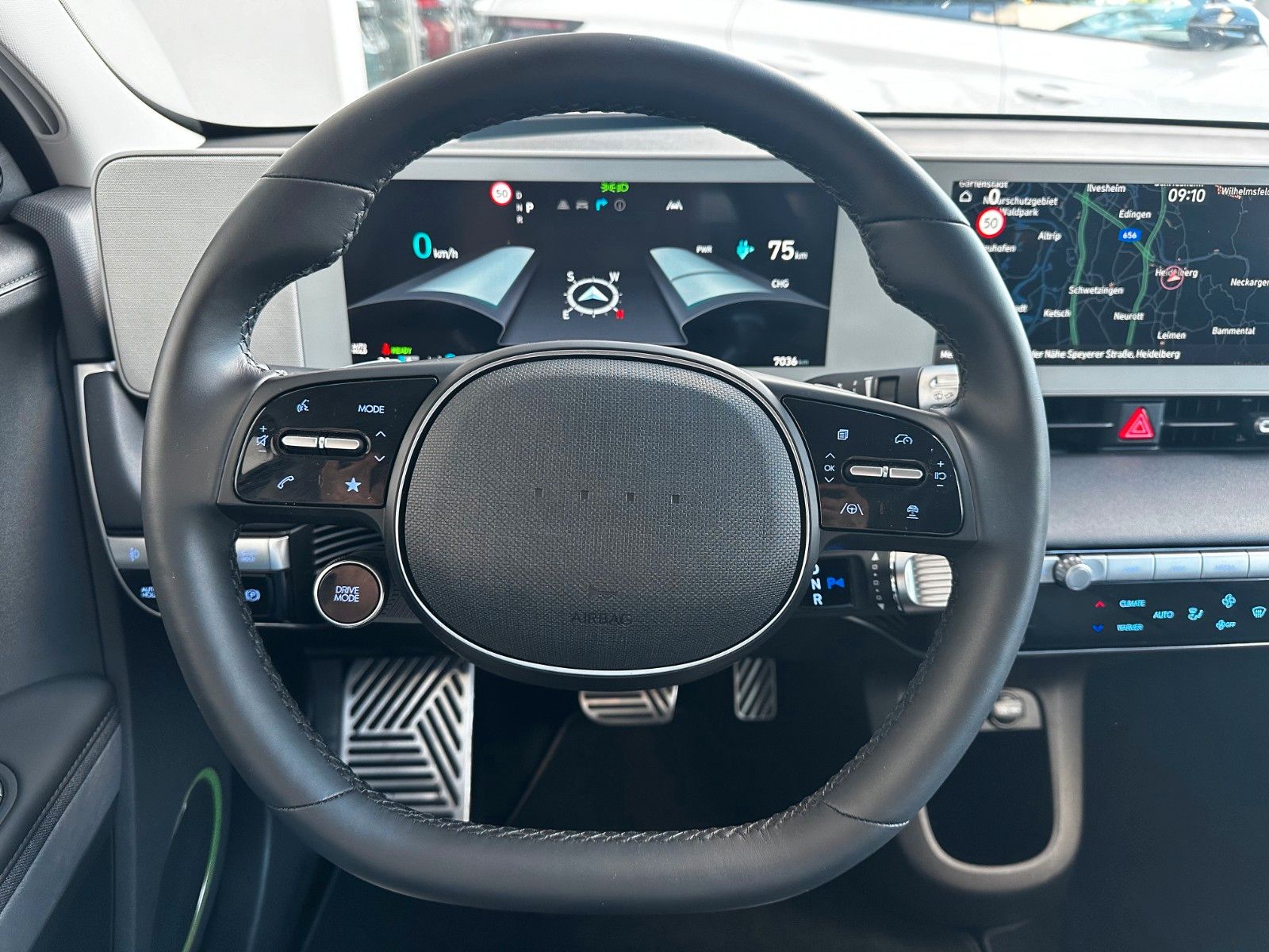 Fahrzeugabbildung Hyundai IONIQ 5 Uniq Elektro 72,6 kWh 217PS Bose!