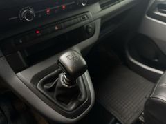 PEUGEOT Peugeot Expert 2.0 BlueHDi 122PS Klima Navi AHK
