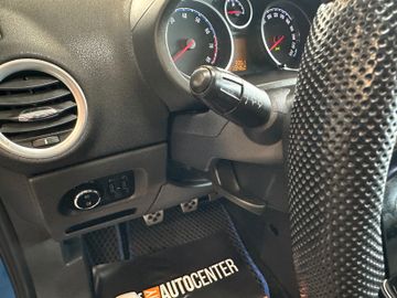 Opel Corsa D OPC *RECARO*LEDER*KliMAAUTOMATIK*