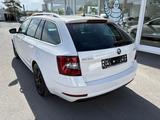 Skoda Octavia Combi Premium Edition 4x4*Navi*Garantie* - Skoda Octavia: Premium Edition