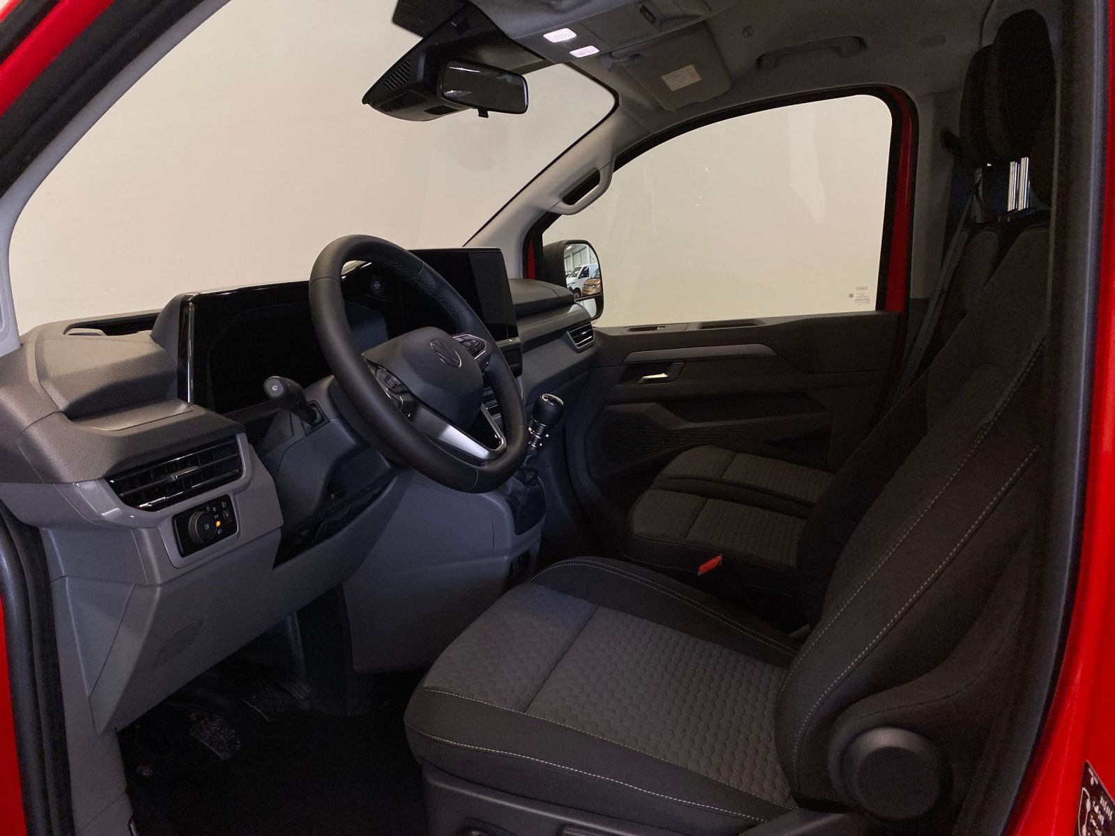 Volkswagen T7 Caravelle - Bild 6