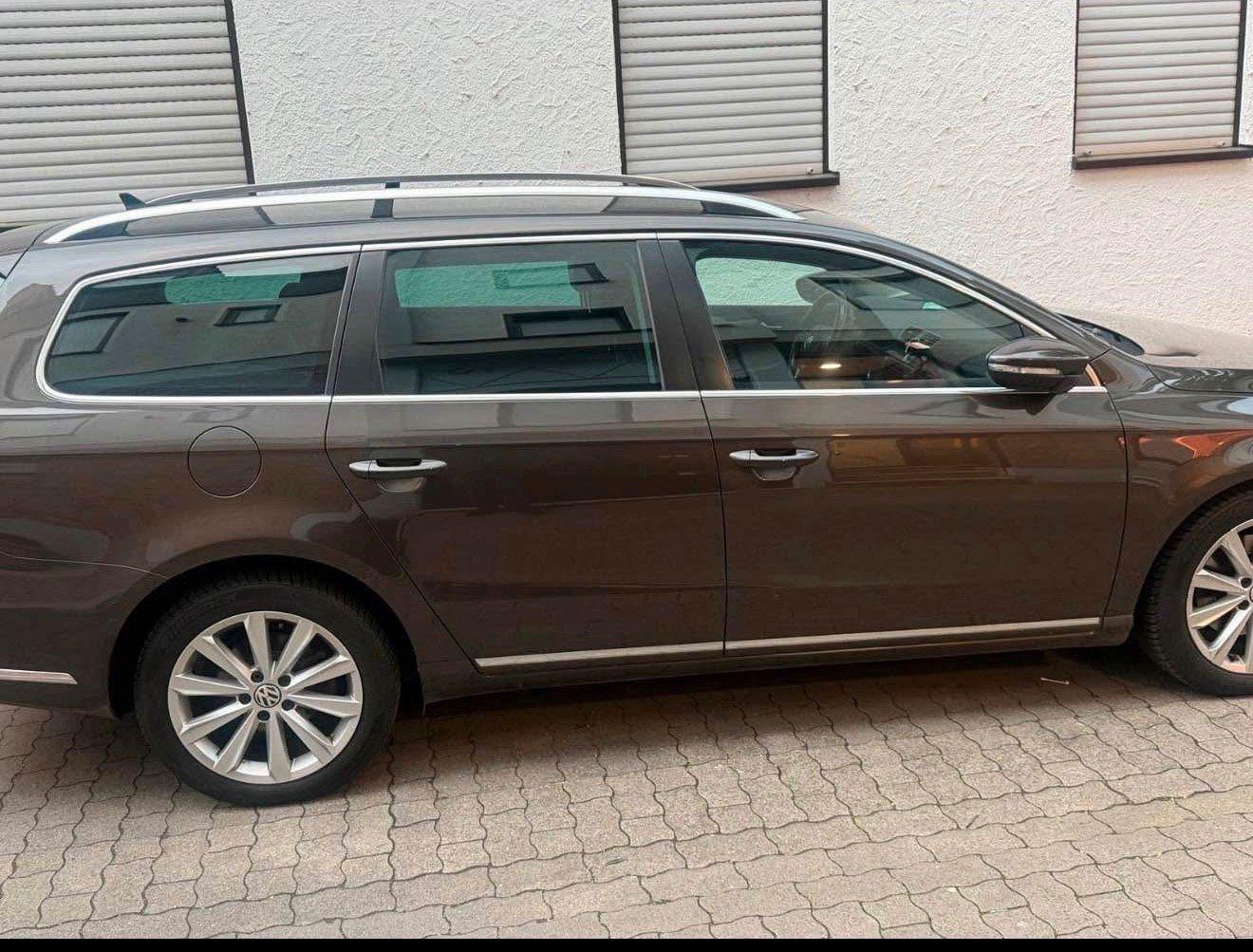 Volkswagen  2012 — photo 15