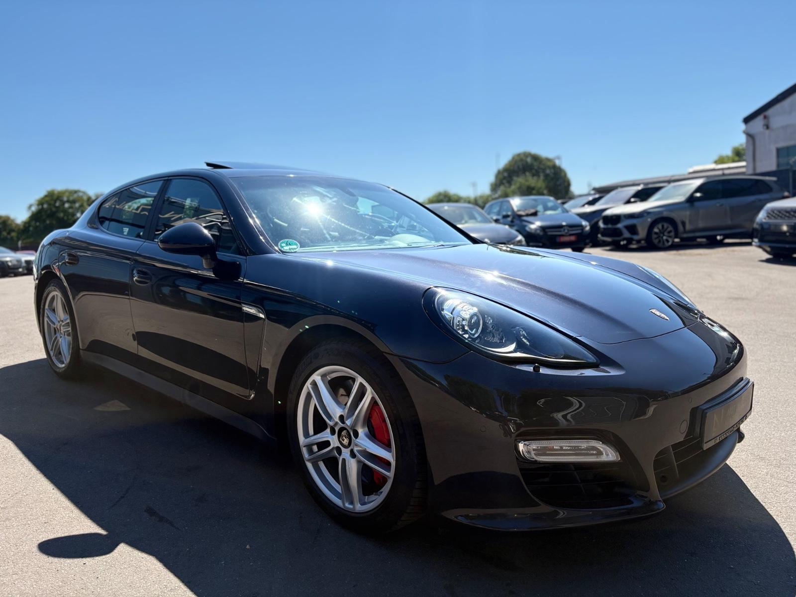 Porsche PANAMERA GTS*BOSE*SCHIEBEDACH*CHRONO*SPORTABGAS*