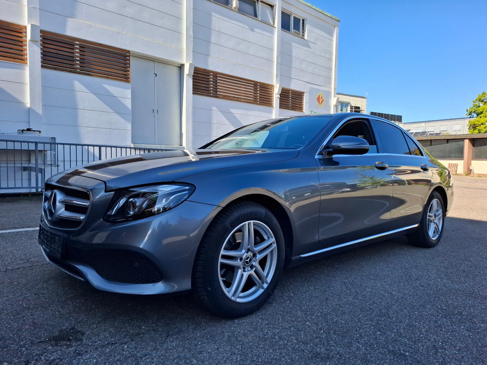 Mercedes-Benz E 200