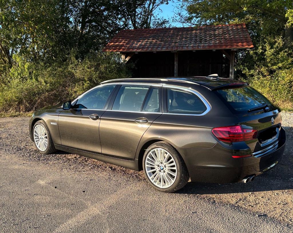 BMW 530 D Touring Ausf. Luxury Line