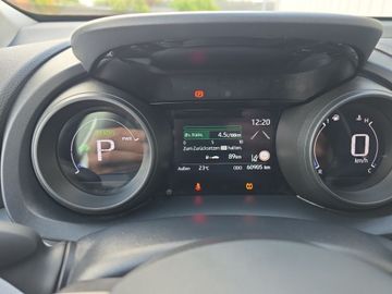 Toyota Yaris Cross - 12