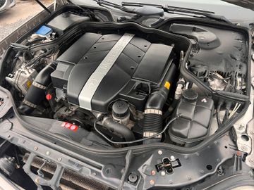 Mercedes E 320 - 7