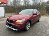 BMW X1 Baureihe X1 18 d sDrive - BMW X1: Rot