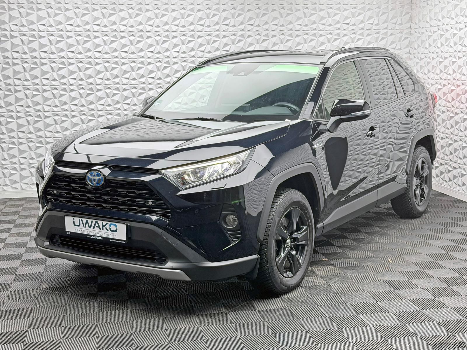 Fahrzeugabbildung Toyota RAV 4 2.5 HYBRID 4x2 BLACK-EDT/AHK/ACC/LED/RCAM