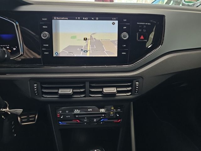 Fahrzeugabbildung Volkswagen Polo 1.0 TSI DSG R-Line LED-MATRIX NAVI BEATS-SO