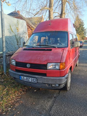 Volkswagen T4 mit Hochdach