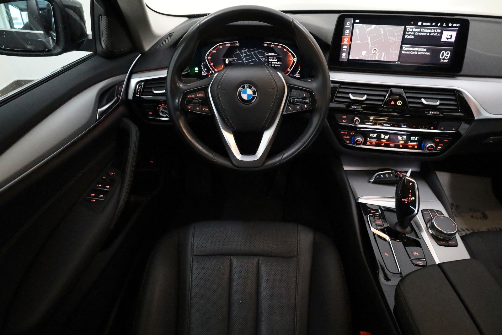 Fahrzeugabbildung BMW 530dA xDrive Touring Leder,Navi,Laser,HeadUp,SH