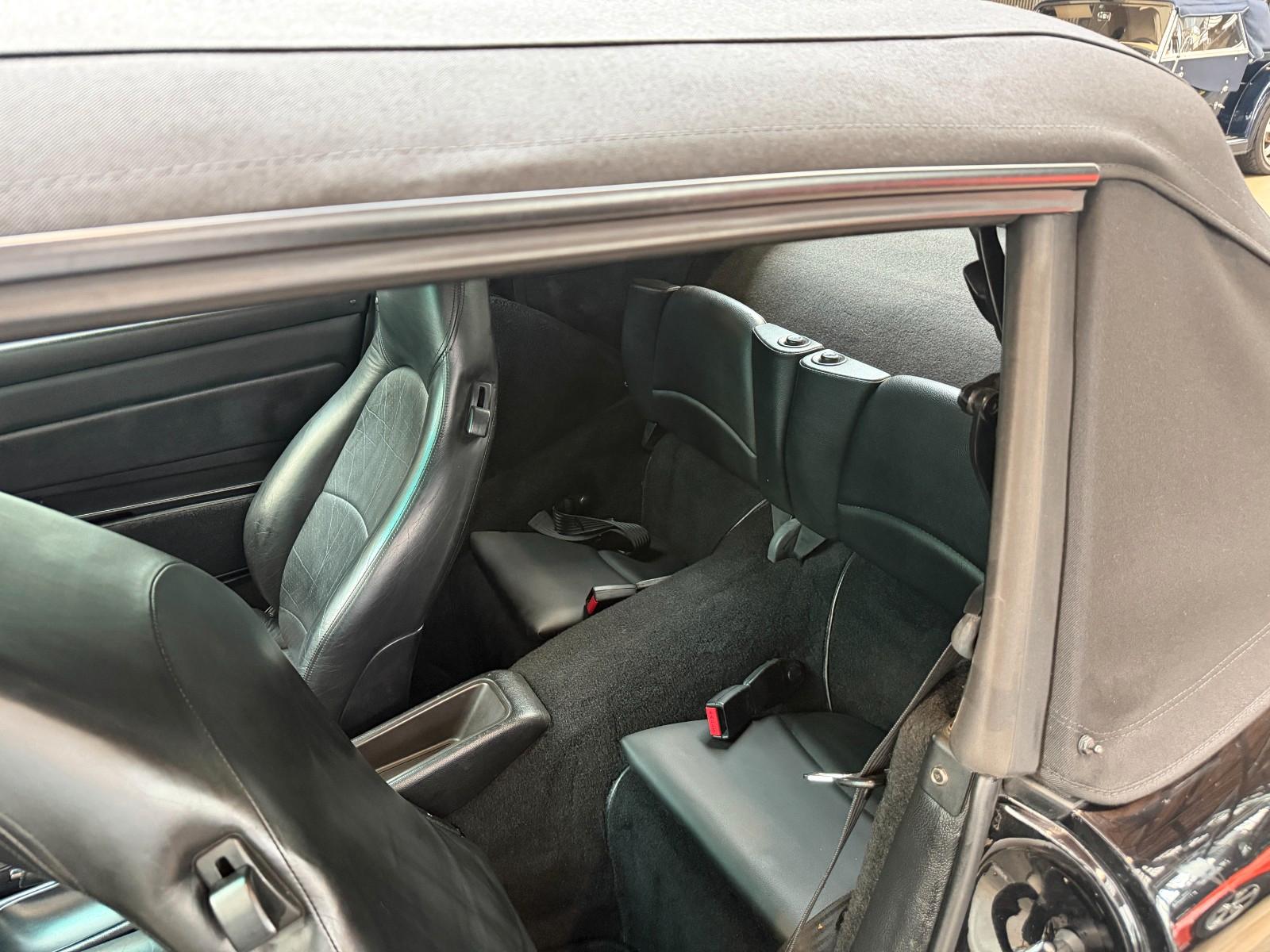 Porsche 993 Carrera Cabriolet BRD Schalter