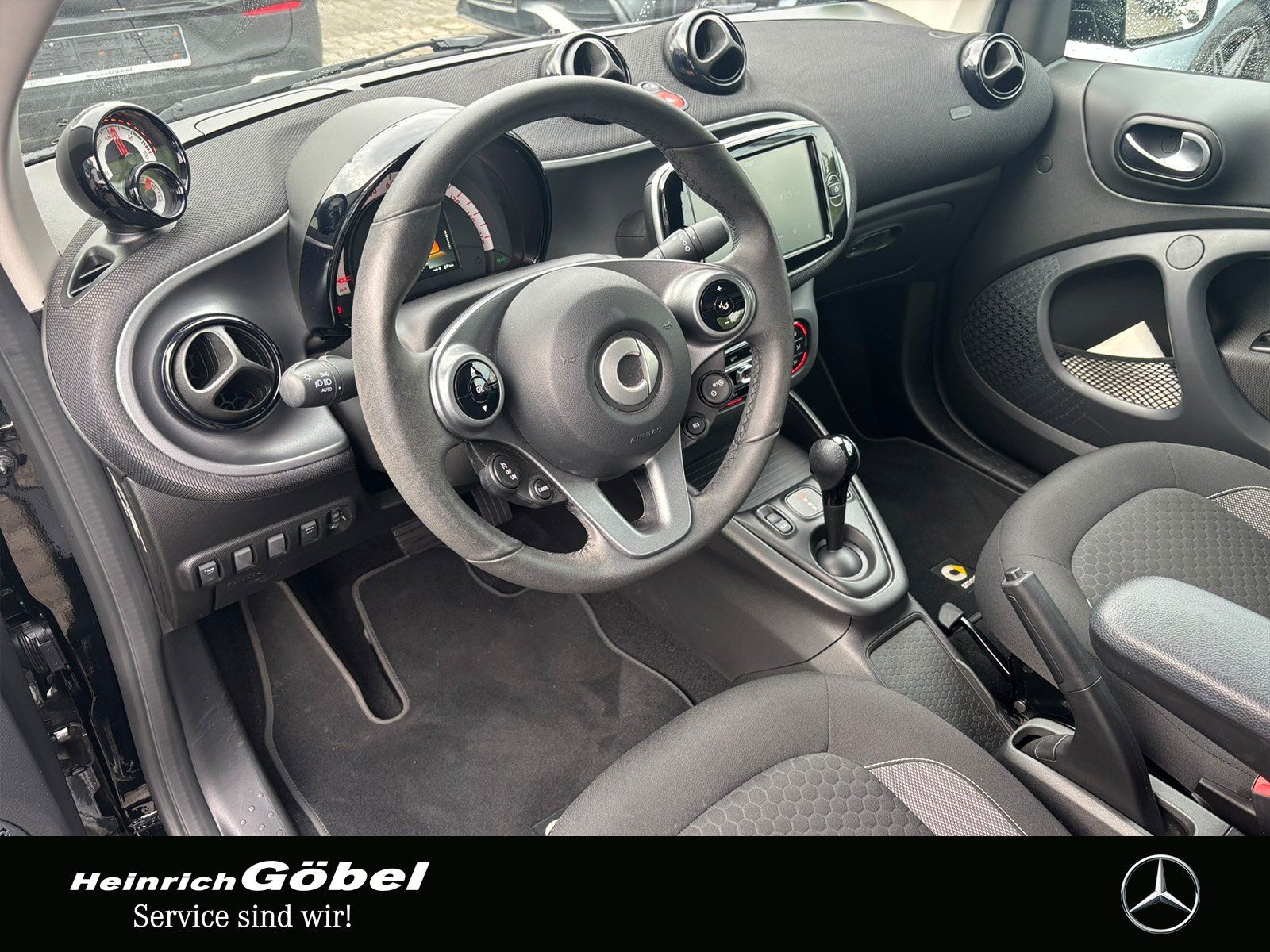 Fahrzeugabbildung Smart EQ cabrio passion GJR*22KW*WINTER-PAKET*KAMERA