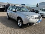 Subaru Forester 2.5 Benz/2te Hd/AUtom./PANO/Allrad/ - silberne Subaru Forester