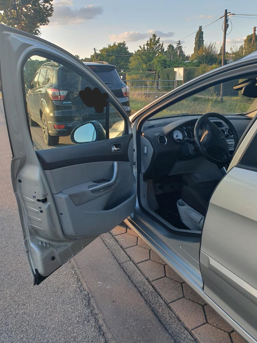 Peugeot 308 2013 — photo 11