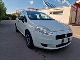 Fiat Grande Punto 1.2 8V Gepflegt,Klima,Scheckheft - gebrauchte Fiat Grande Punto aus dem Jahr 2010