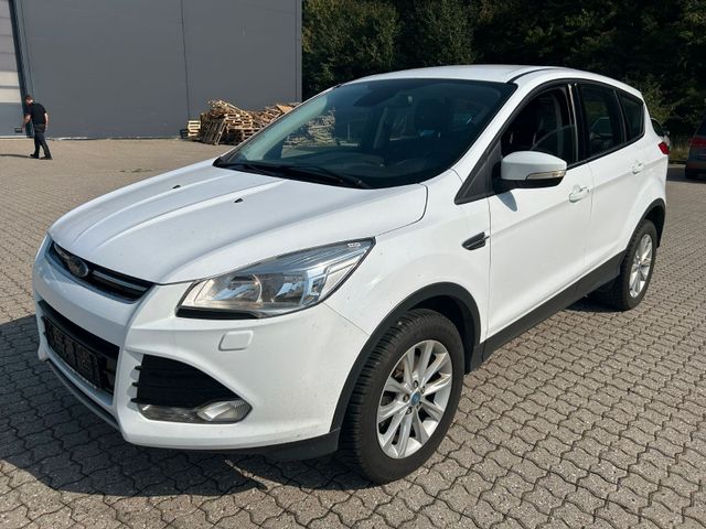 Ford Kuga 2,0 TDCi 2x4 110kW Titanium*KLIMA* NR. 2354