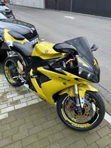 Yamaha RN12 R1 - YAMAHA RN12 R1