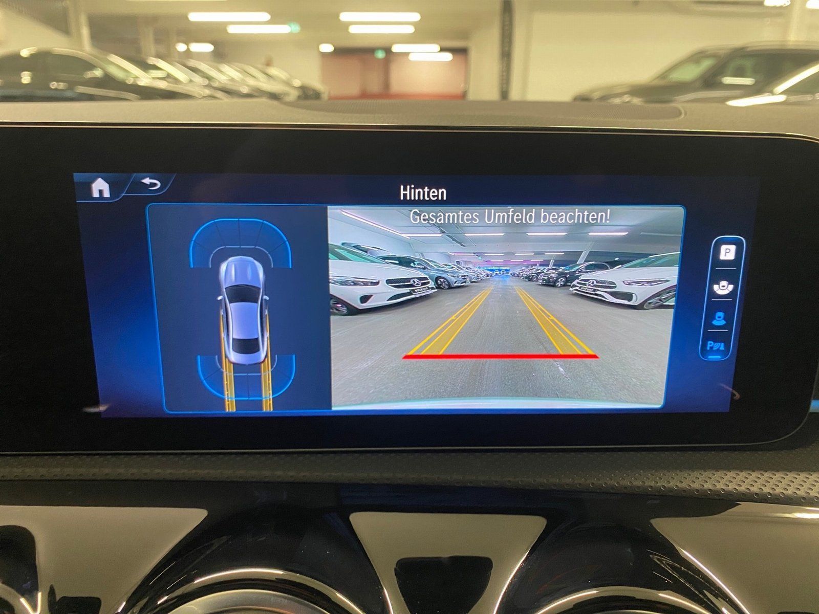 Fahrzeugabbildung Mercedes-Benz CLA 200 AMG*Pano*Totwink*19"*Night*LED*CarPlay*