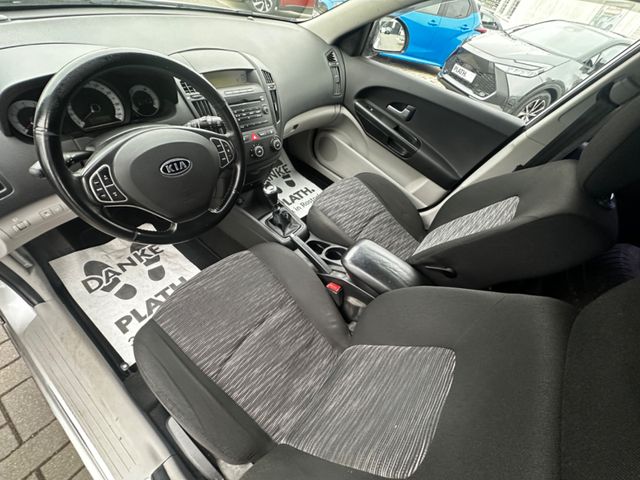 Kia cee’d / Ceed cee'd LX EXPORT